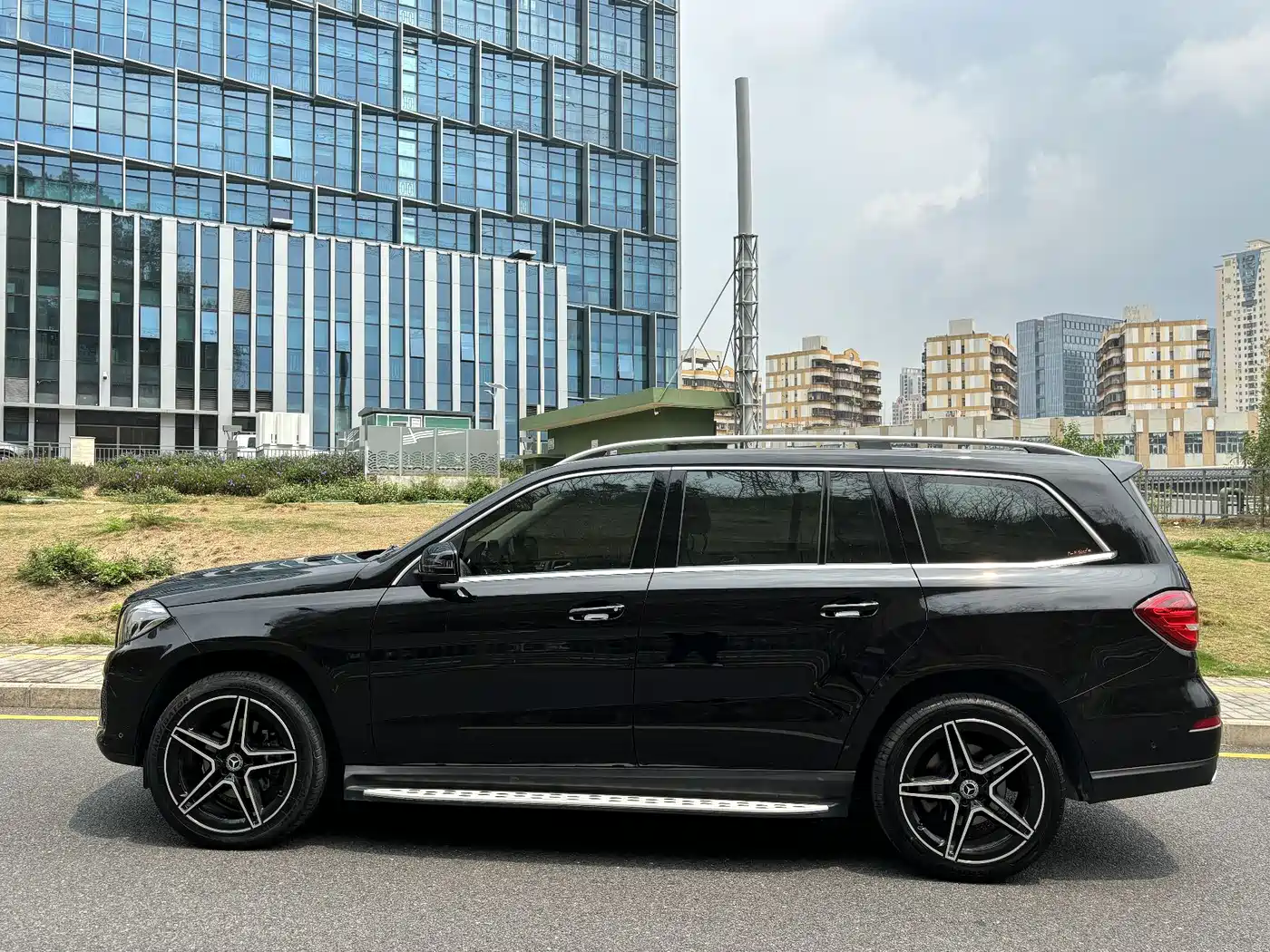 Mercedes-Benz GLS 2018 GLS 400 4MATIC Dynamic фото 25