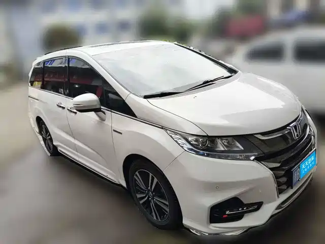 Honda Odyssey 2019 2.0L Sharp·Wisdom Edition — фото 3