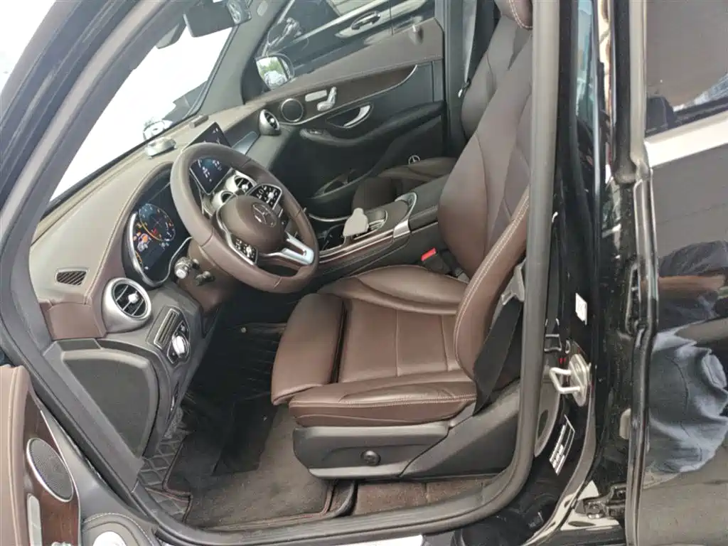 Mercedes-Benz GLC 2021 GLC 260 L 4MATIC Luxury фото 15