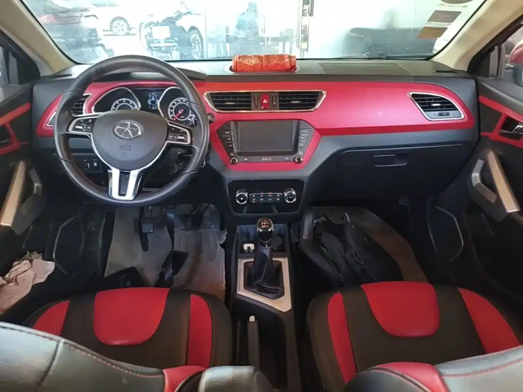 JAC Motors Refine S2 2016 2015 1.5L Manual Luxury Smart