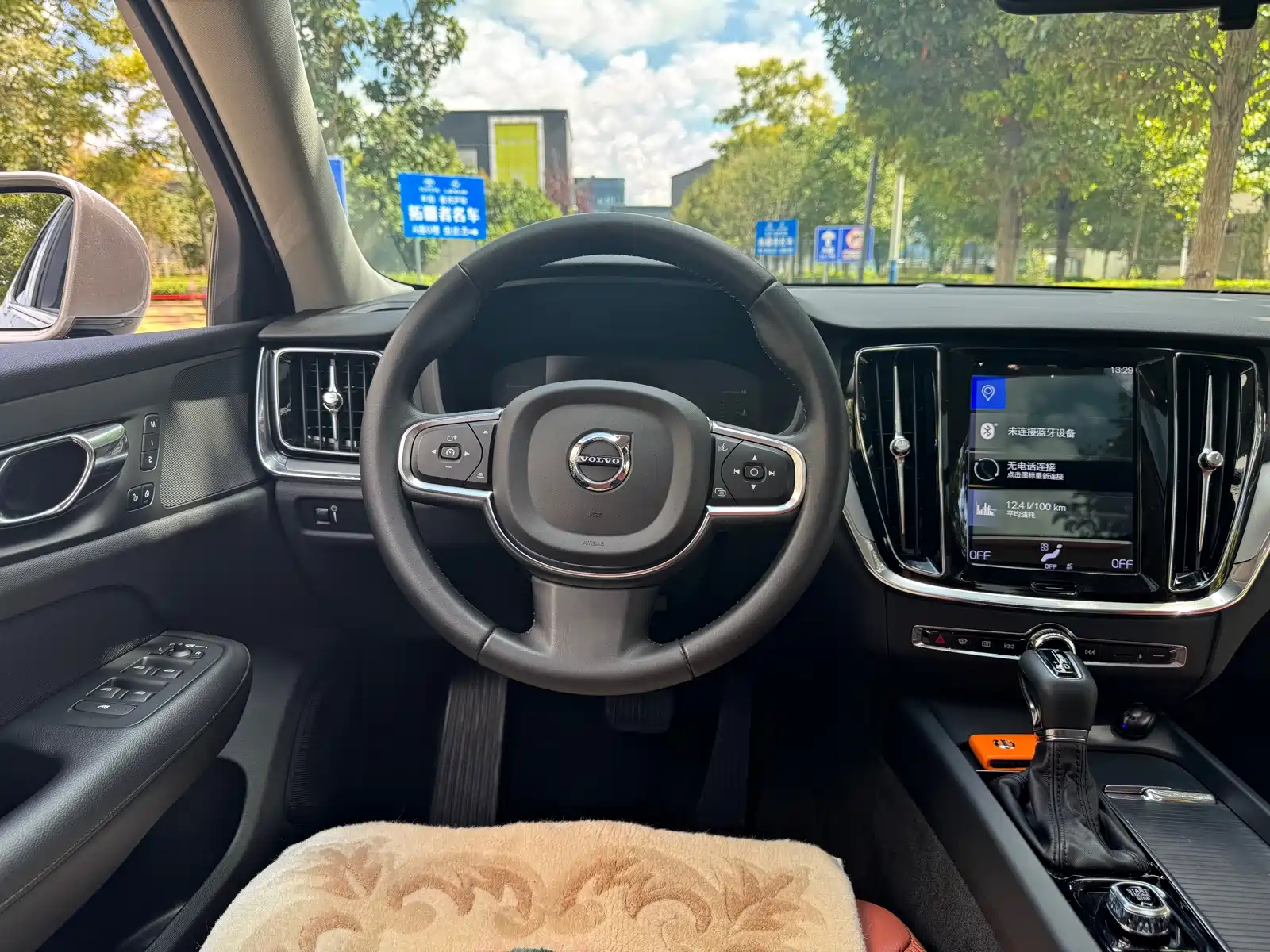 Фото 21 - Volvo S60