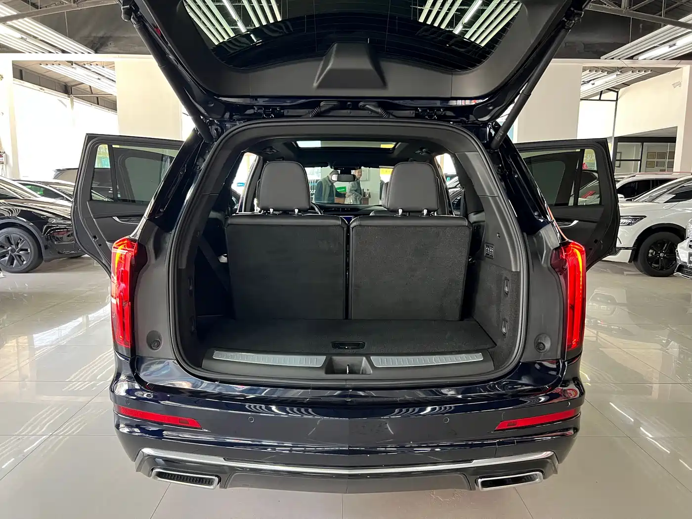 Cadillac XT6 2022 2.0T 6-Seater 2WD Luxury Edition фото 21