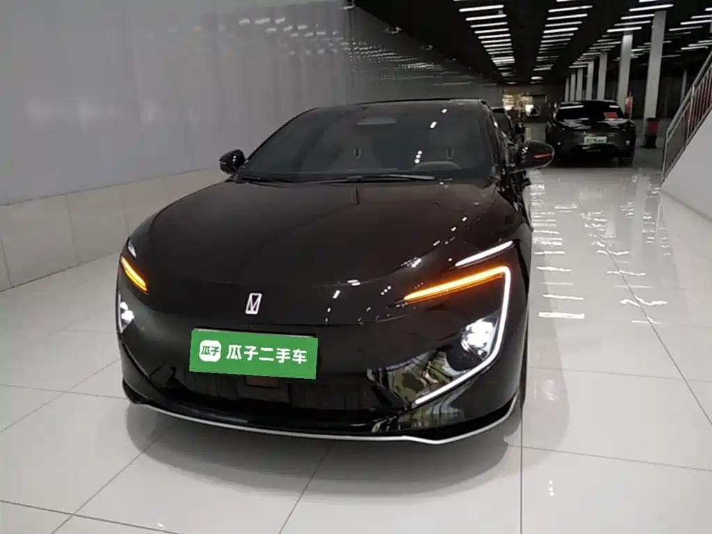 Avatr 12 2025 Facelift Ultra EV AWD фото 3