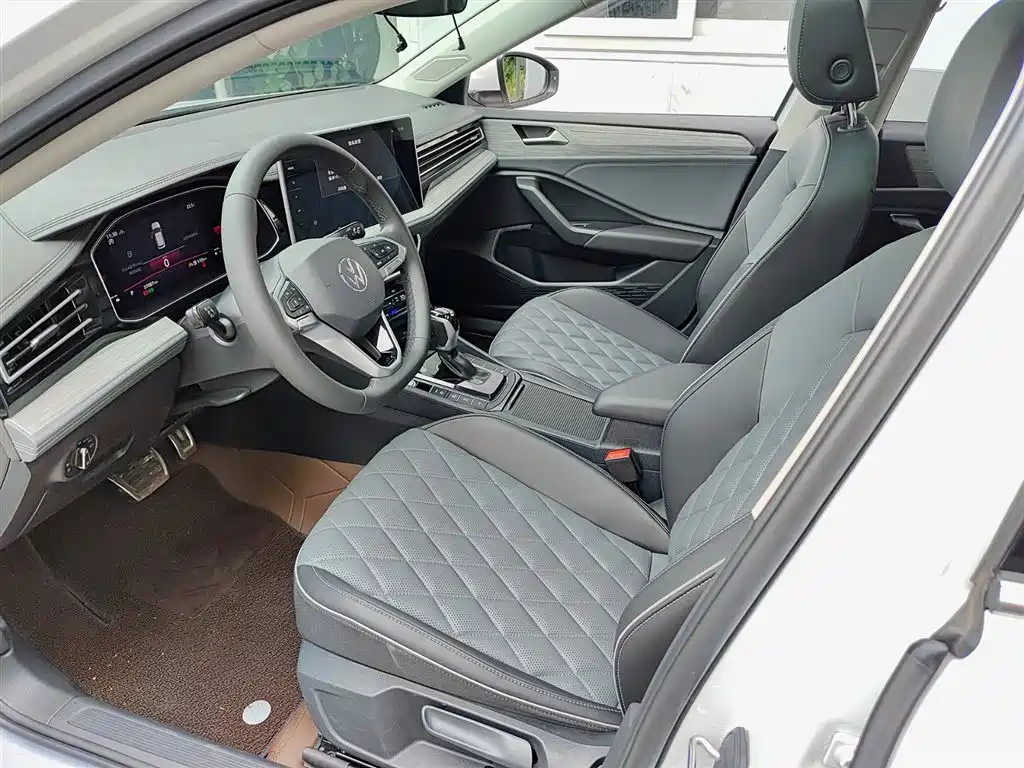 Volkswagen Sagitar 2023 Model Year 200TSI DSG Surpass Edition фото 7