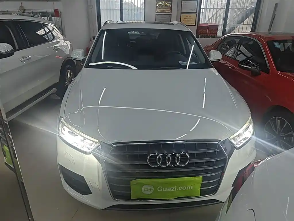 Audi Q3 2018 30th Anniversary Edition 35 TFSI Fashion фото 3