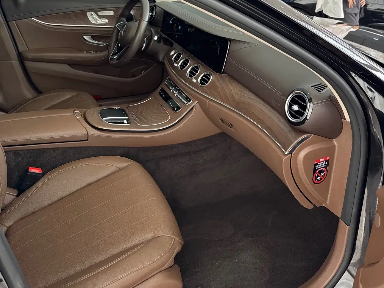 Mercedes-Benz E-Class 2021 E 300 L Fashion фото 10