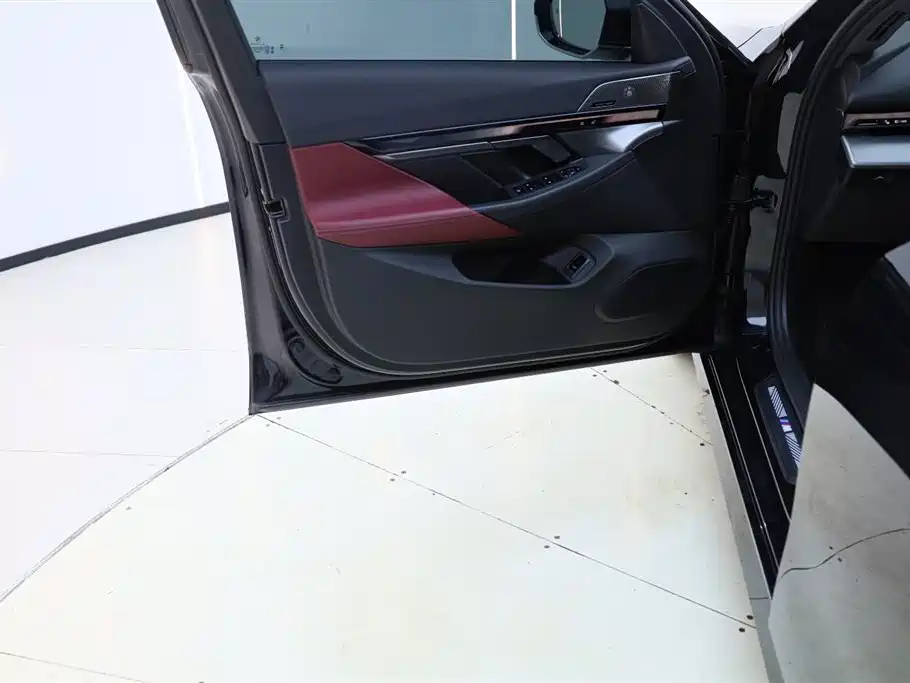 BMW i5 2025 eDrive 40L M Sport Package фото 14