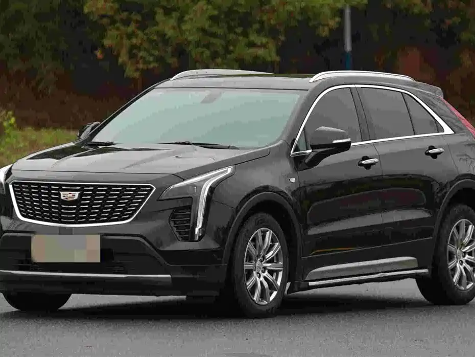 CADILLAC XT4