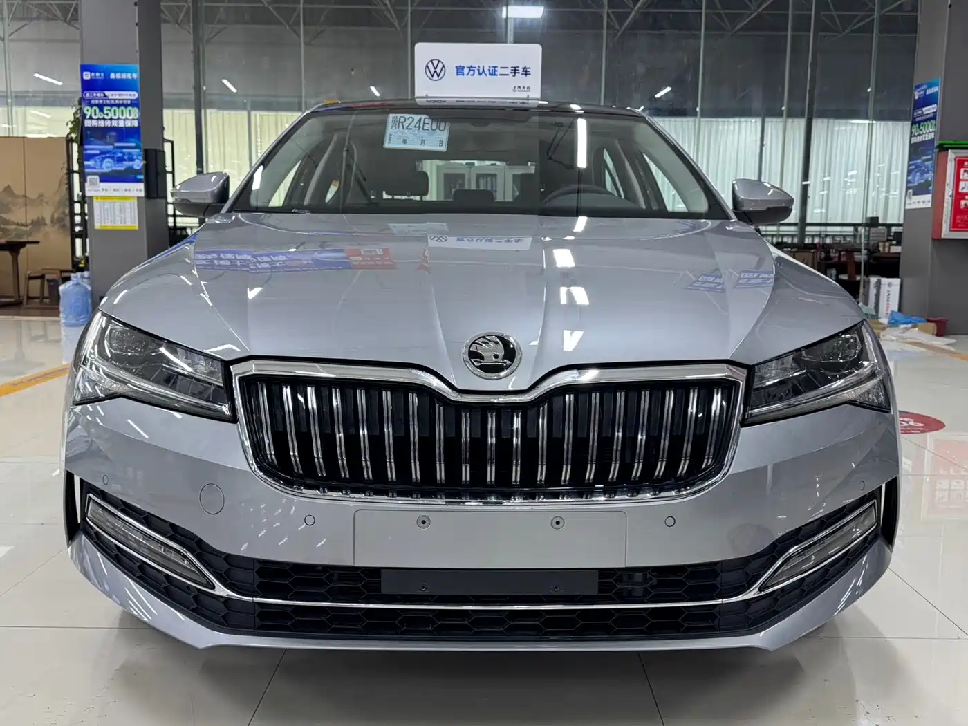 Škoda Superb 2025 Model TSI280 DSG Premium Edition фото 2