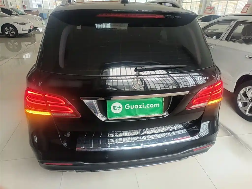 Mercedes-Benz GLE 2018 GLE 320 4MATIC Dynamic Ultimate Edition фото 6