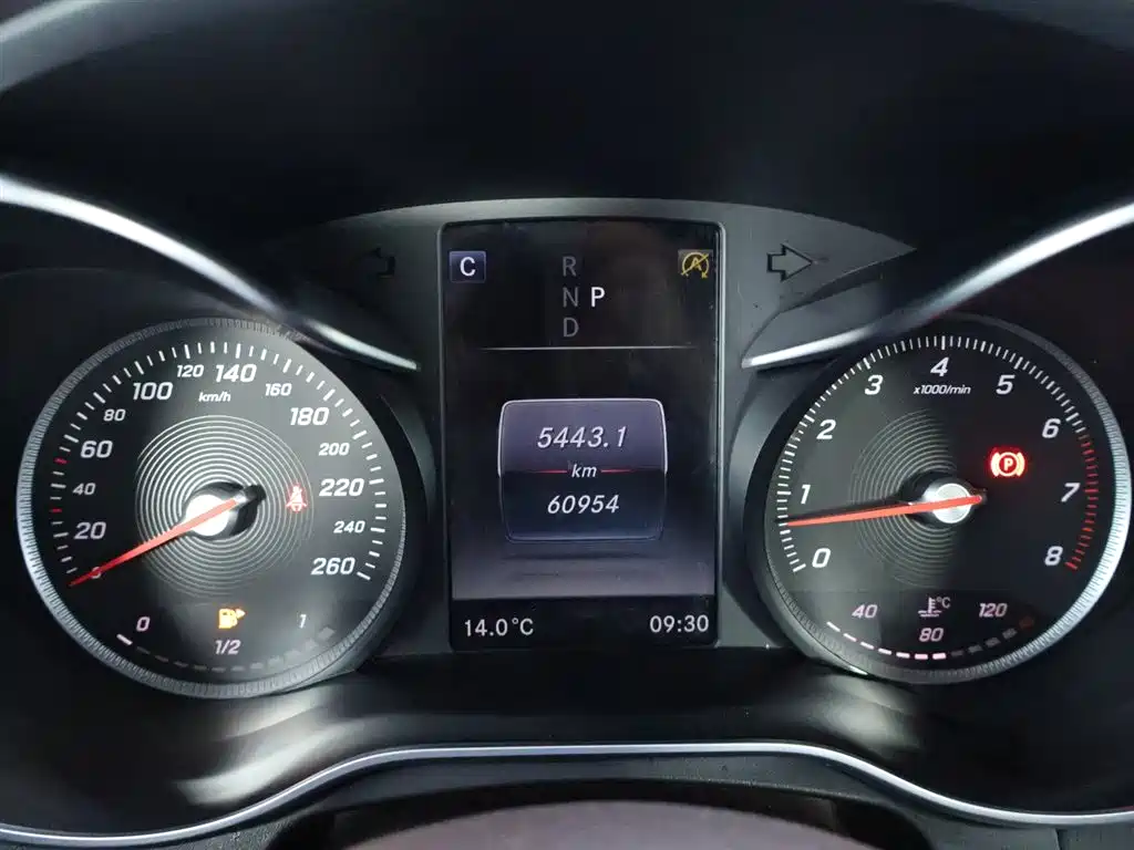 Mercedes-Benz GLC 2016 GLC 260 4MATIC Dynamic фото 15