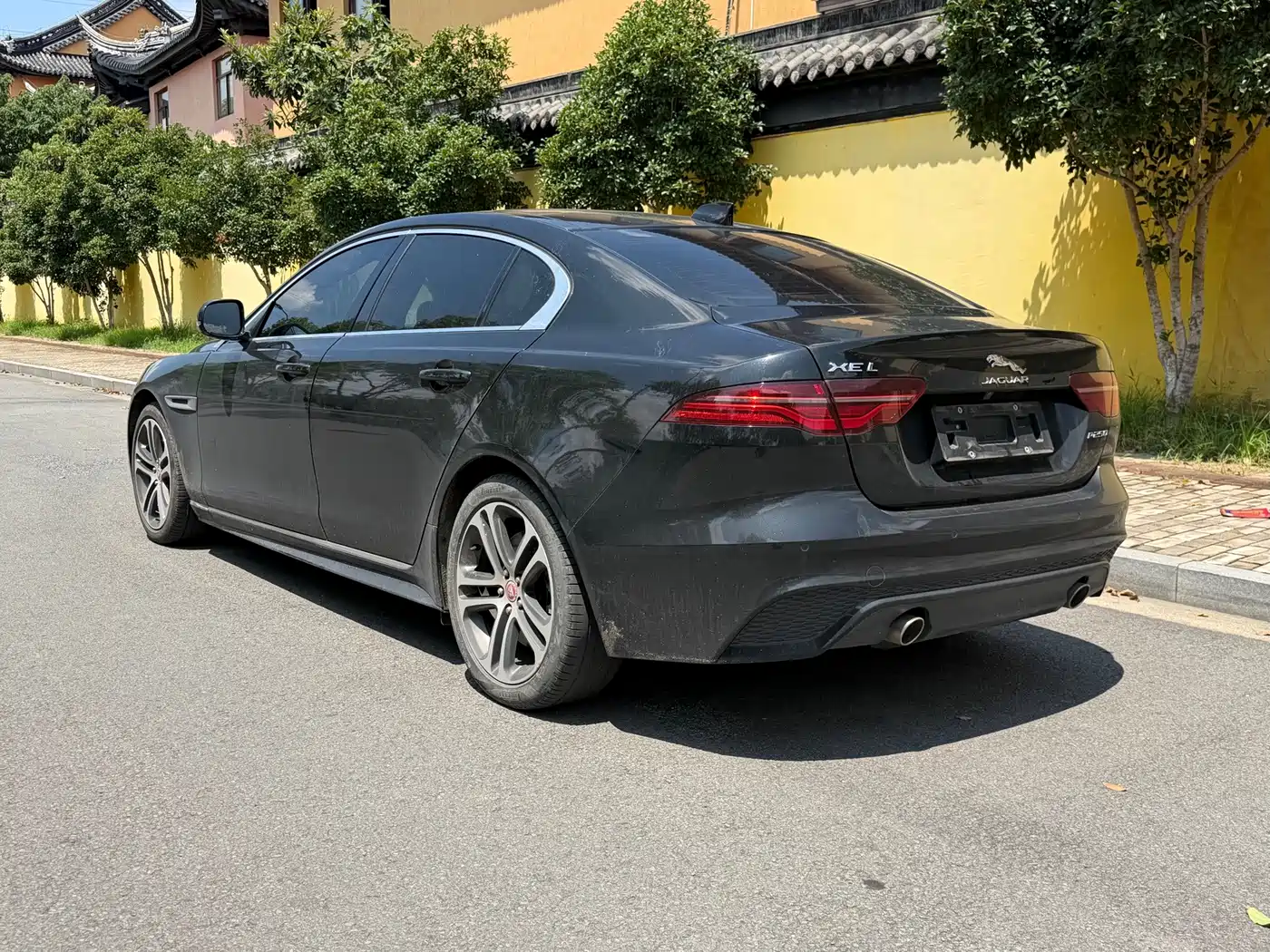 Jaguar XEL 2024 2024 Model 2.0T 250PS R-DYNAMIC S Gloss Black Sport Edition