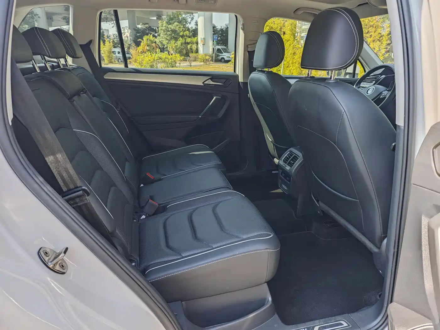 VOLKSWAGEN TIGUAN L NEW ENERGY