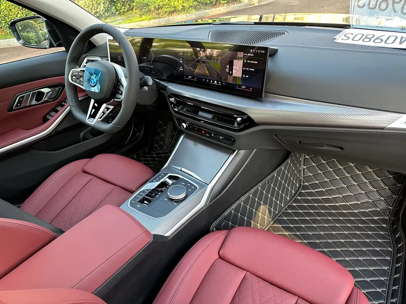 BMW 3 Series 2025 330Li M Sport Night Edition фото 6