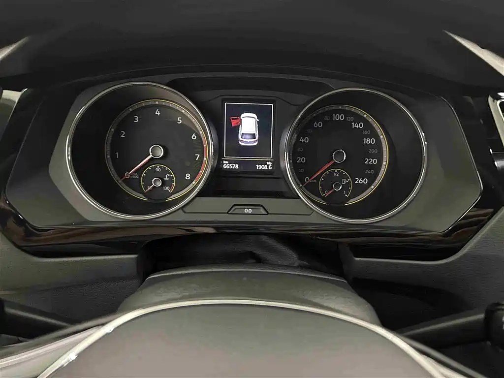 Volkswagen Tiguan L 2019 330TSI Auto 2WD Panorama Comfort Edition China V фото 9