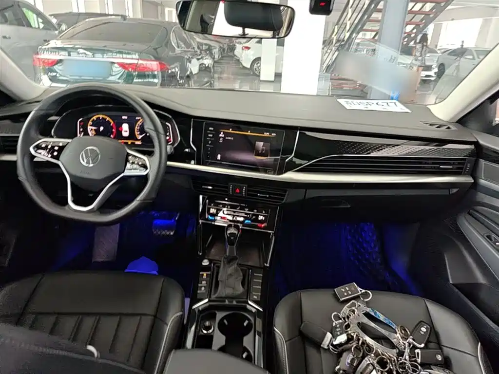 Volkswagen Passat 2023 330TSI Elite Edition фото 10