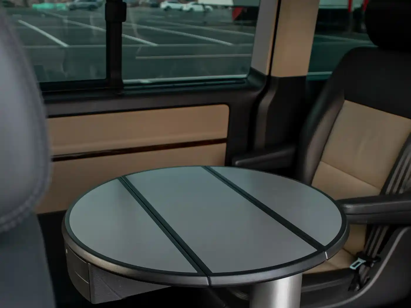 Volkswagen Multivan 2012 2.0TSI 4WD Premium фото 9