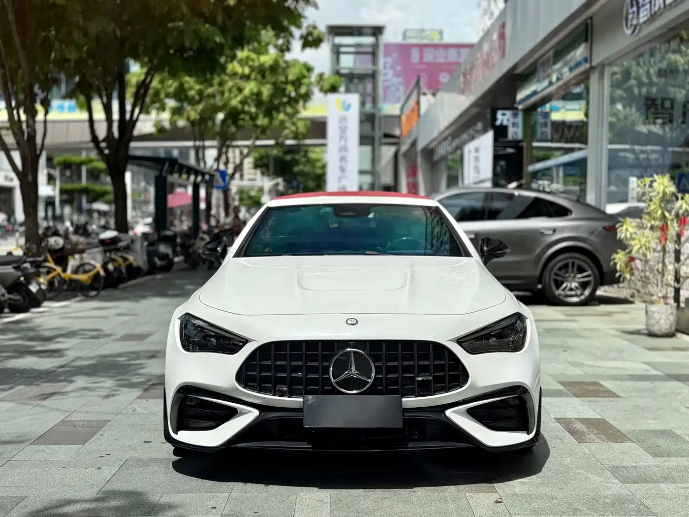 Mercedes-Benz Mercedes-AMG CLE 2025 2024 AMG CLE 53 4MATIC+ Cabriolet