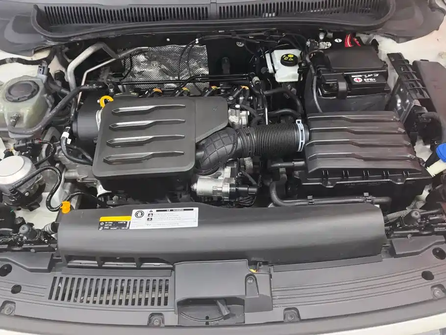 Фото 10 - Volkswagen Polo