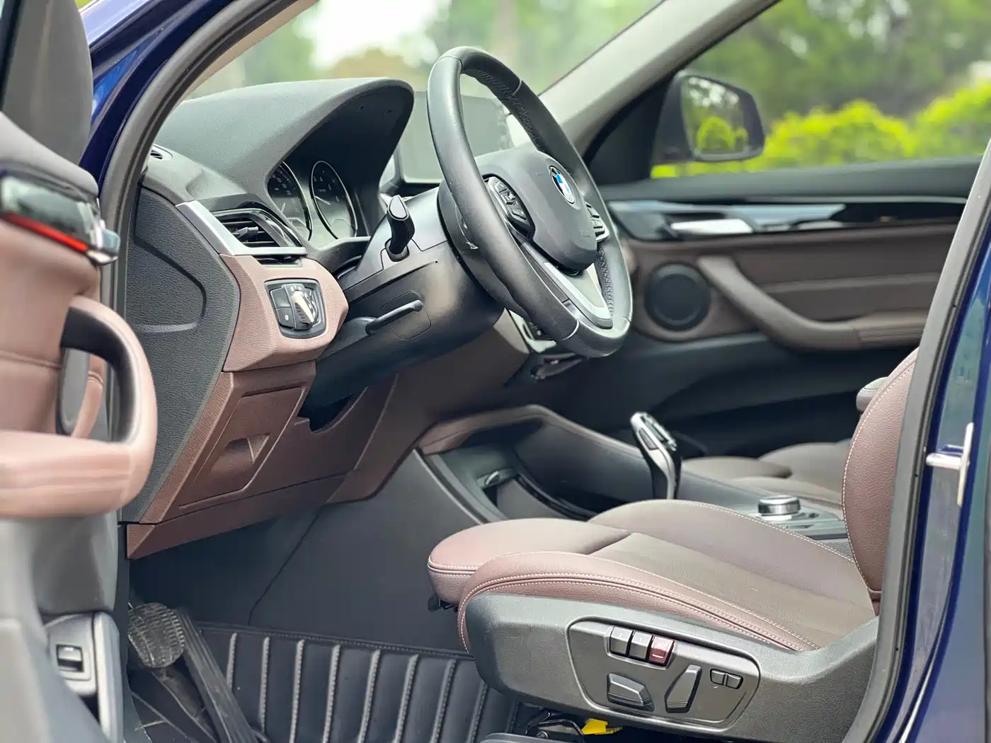 BMW X1 2020 sDrive25Li Leading Model фото 8