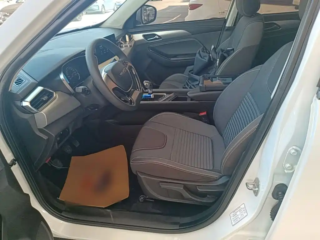 BAIC Beijing X3 2019 2019 1.5L Manual Glory Edition
