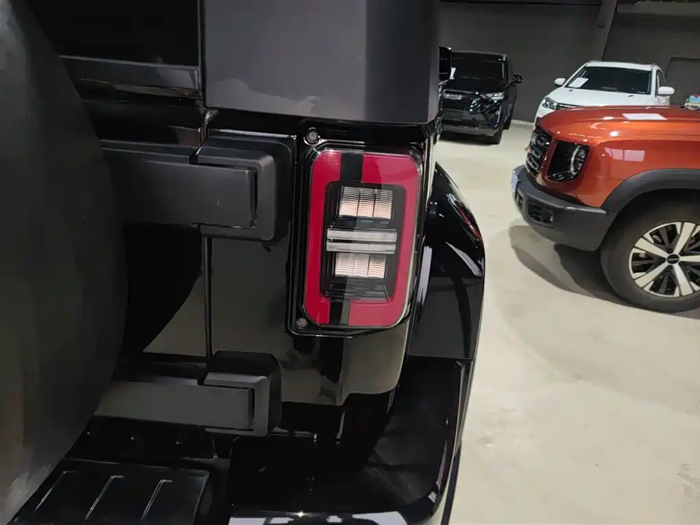 BAIC ORV Beijing Offroad BJ40 2020 2.0T Automatic AWD Urban Hunter Edition Hero Type фото 24