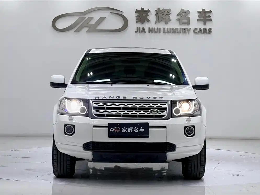 Land Rover Freelander 2 2013 2.0T Si4 SE Petrol Version фото 2