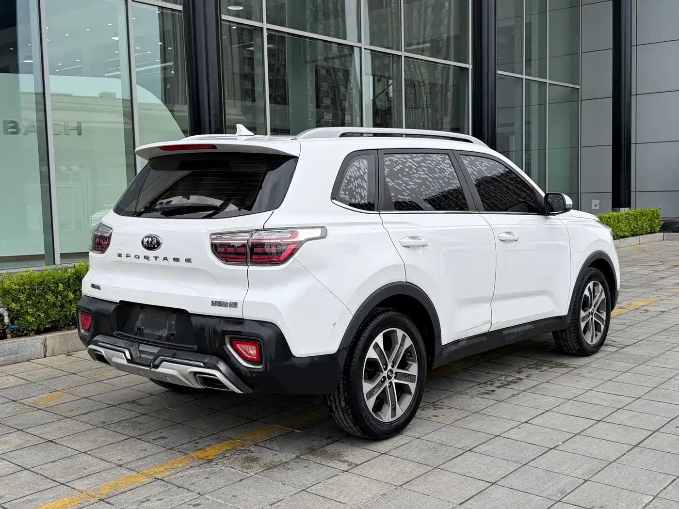 Фото 16 - Kia Sportage