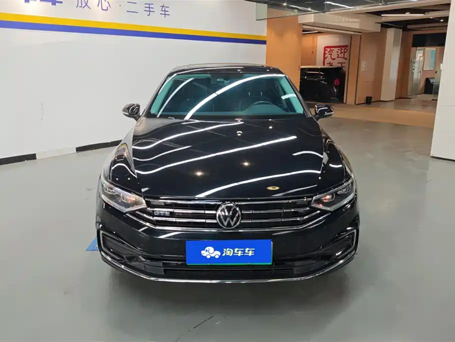 Volkswagen Magotan GTE Plug-in Hybrid 2022 GTE Luxury фото 2