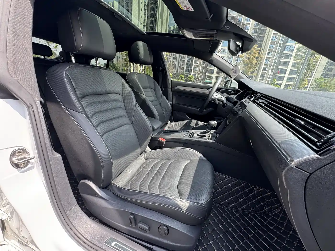 Volkswagen FAW-Volkswagen CC 2020 330TSI Glamour Version China VI фото 11