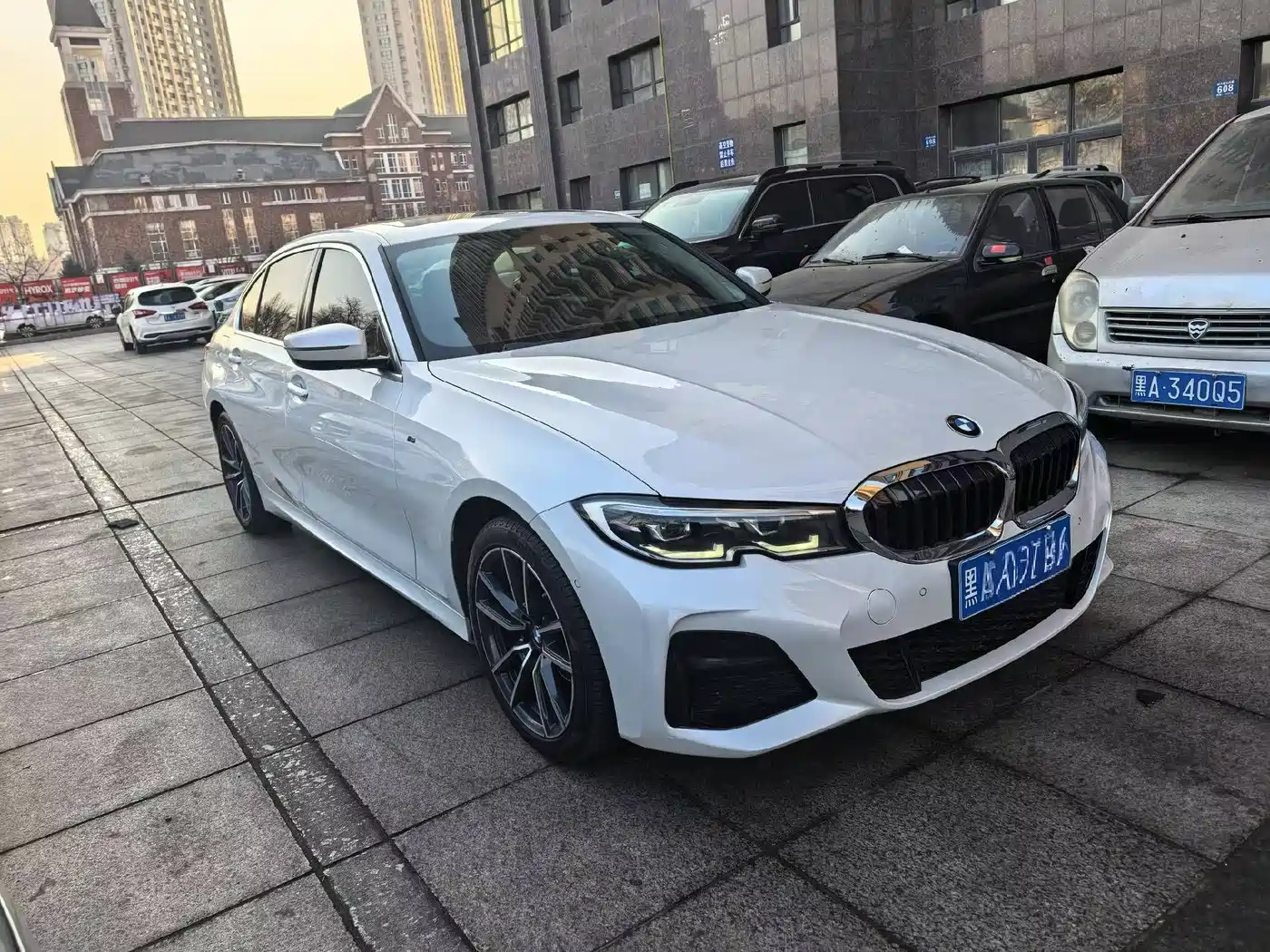 BMW 3 Series 2021 325Li xDrive M Sport Package фото 3