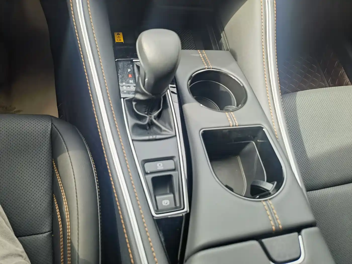 Toyota Avalon 2024 Hybrid 2.0L Luxury Edition фото 13