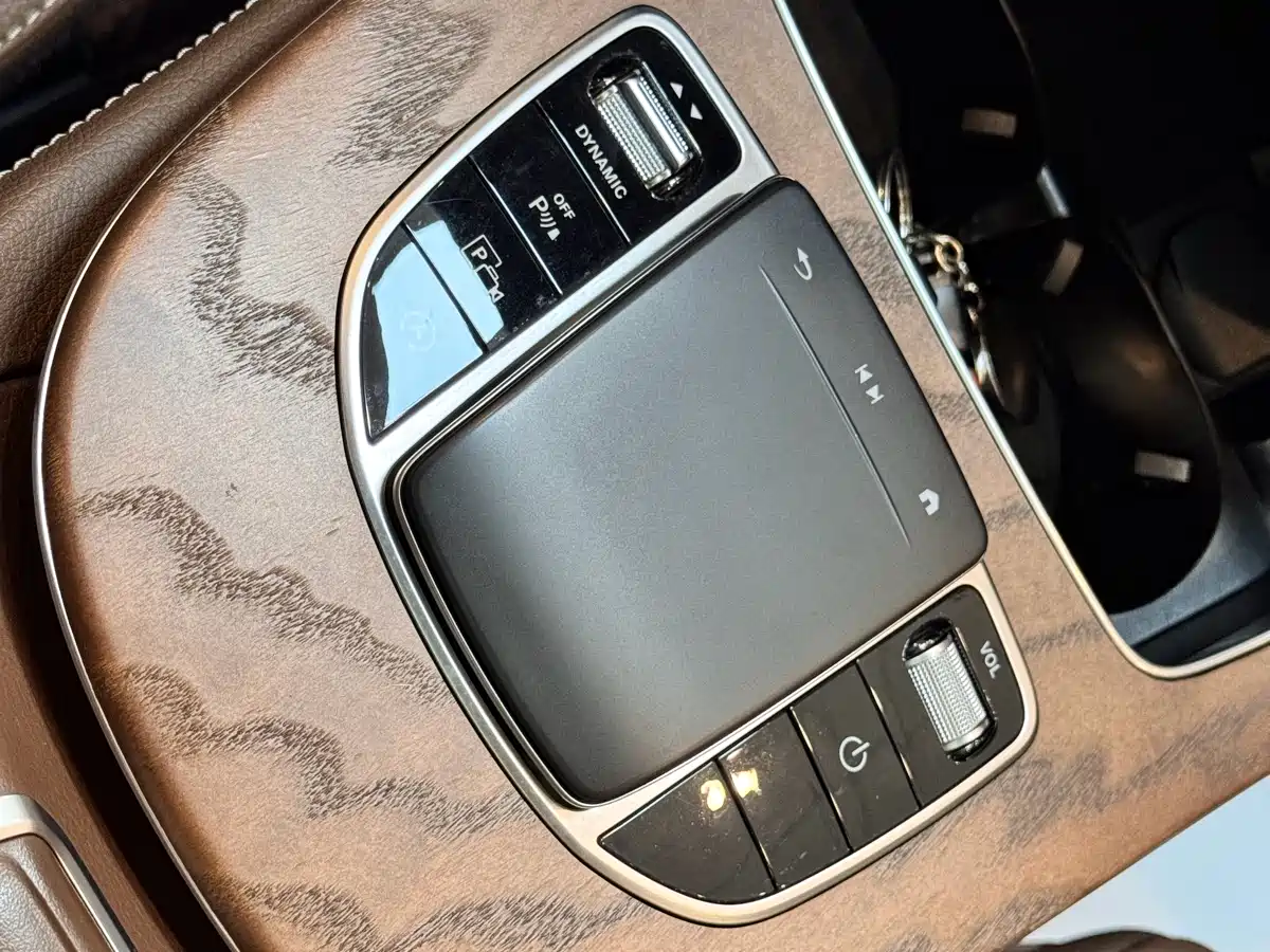 Mercedes-Benz E-Class 2023 E 300 L Fashion фото 17