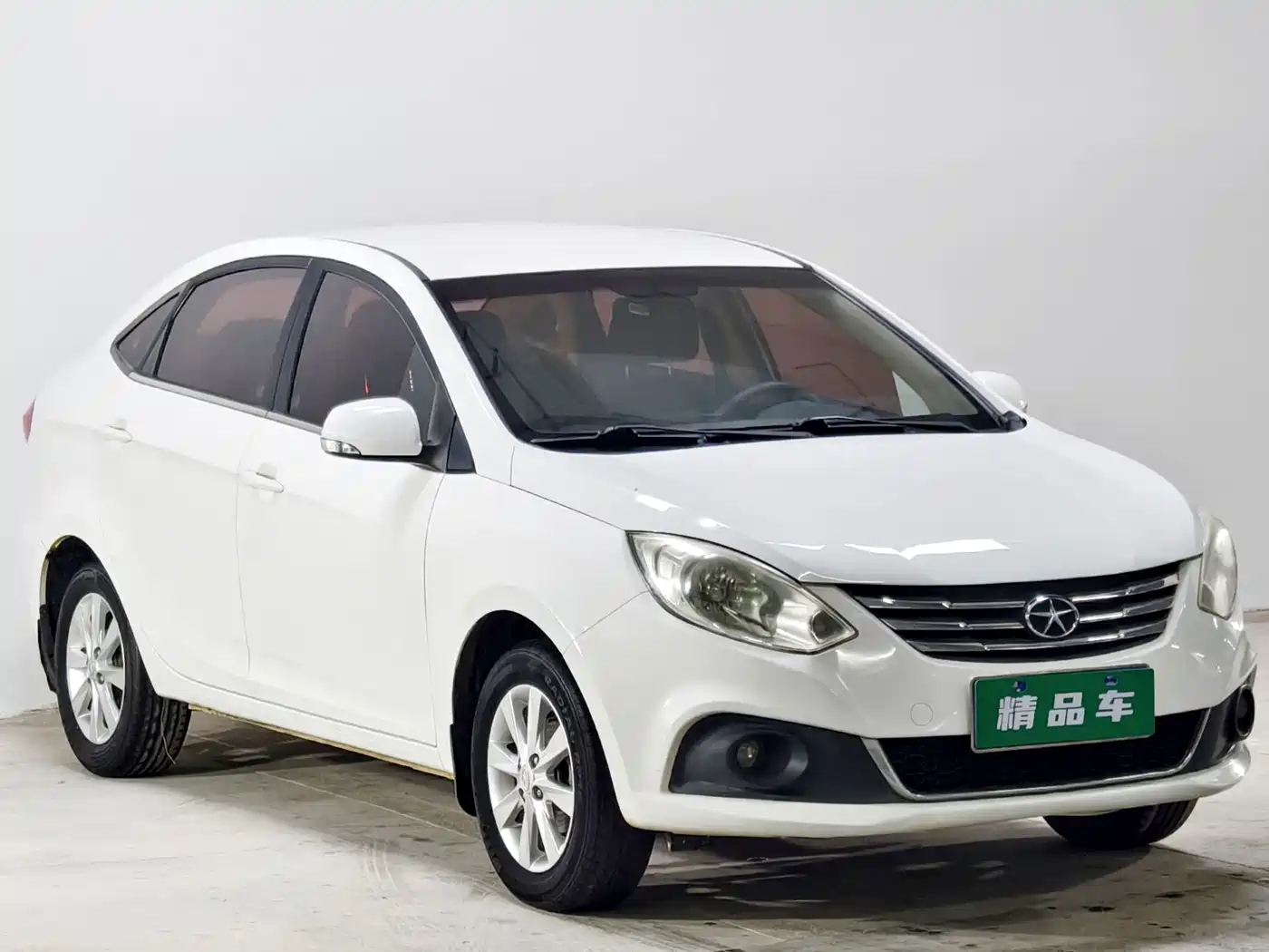 JAC Motors Heyue A30 2014 2014 Model 1.5L Manual Premium