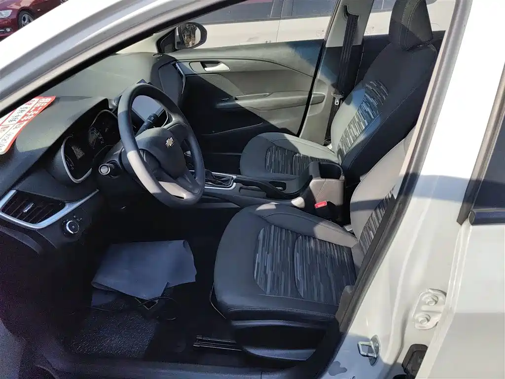 Chevrolet Cavalier 2019 320 Auto Sunroof Enjoyment Edition фото 8