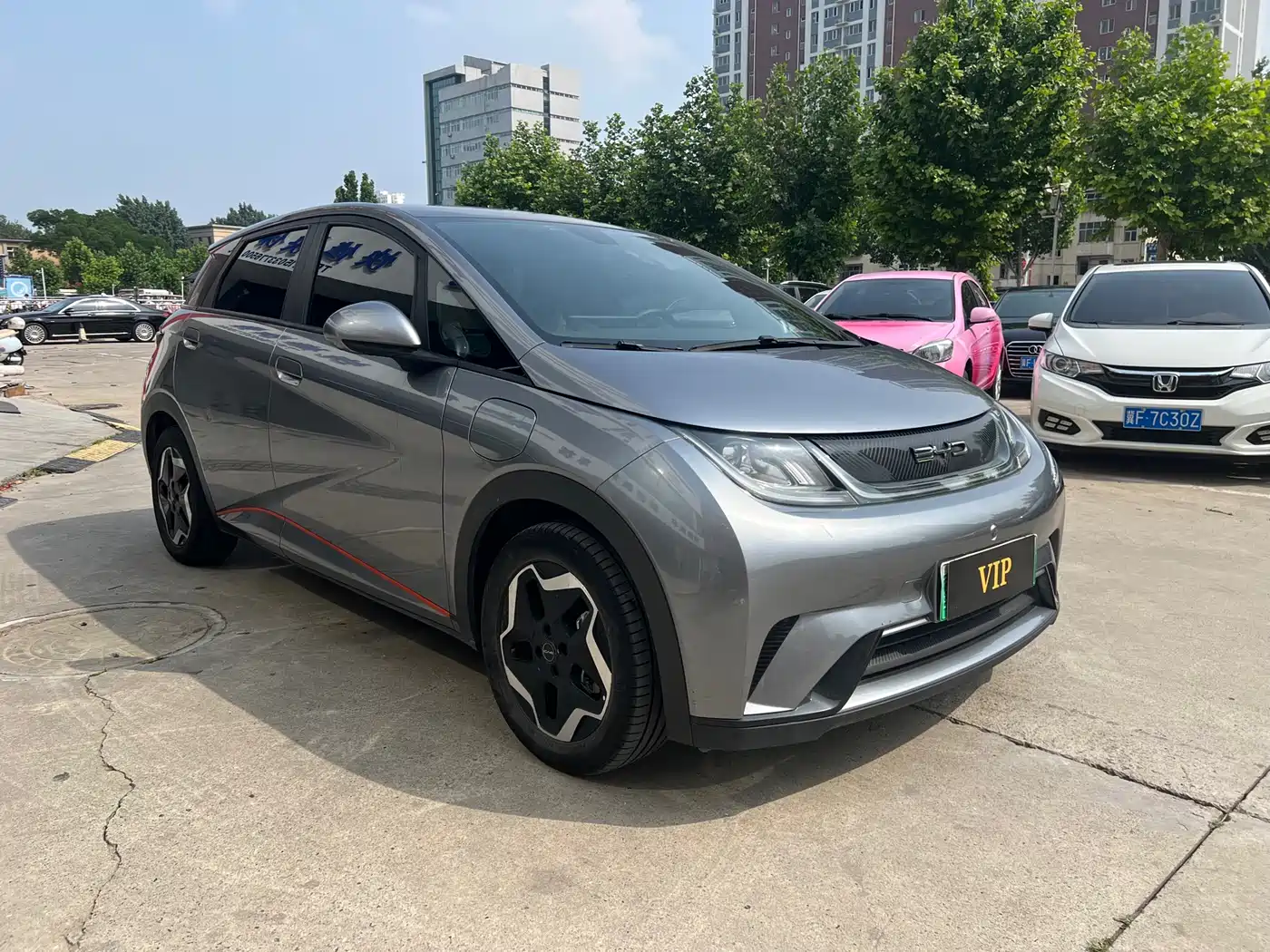 BYD Dolphin 2021 Model 405km Fashion Edition фото 3