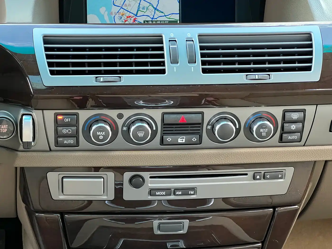 BMW 7 Series 2005 Model 730Li фото 22