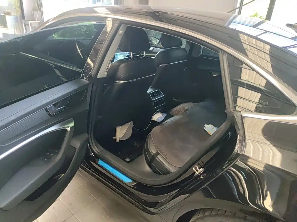 Audi A7L 2022 2022 45 TFSI S-line Dream Builder Edition