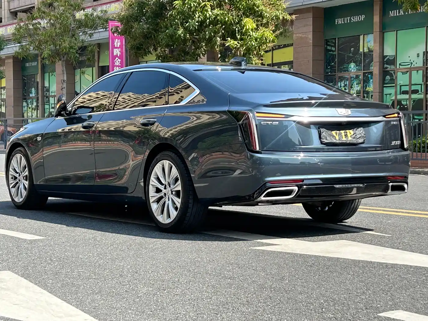 CADILLAC CT6