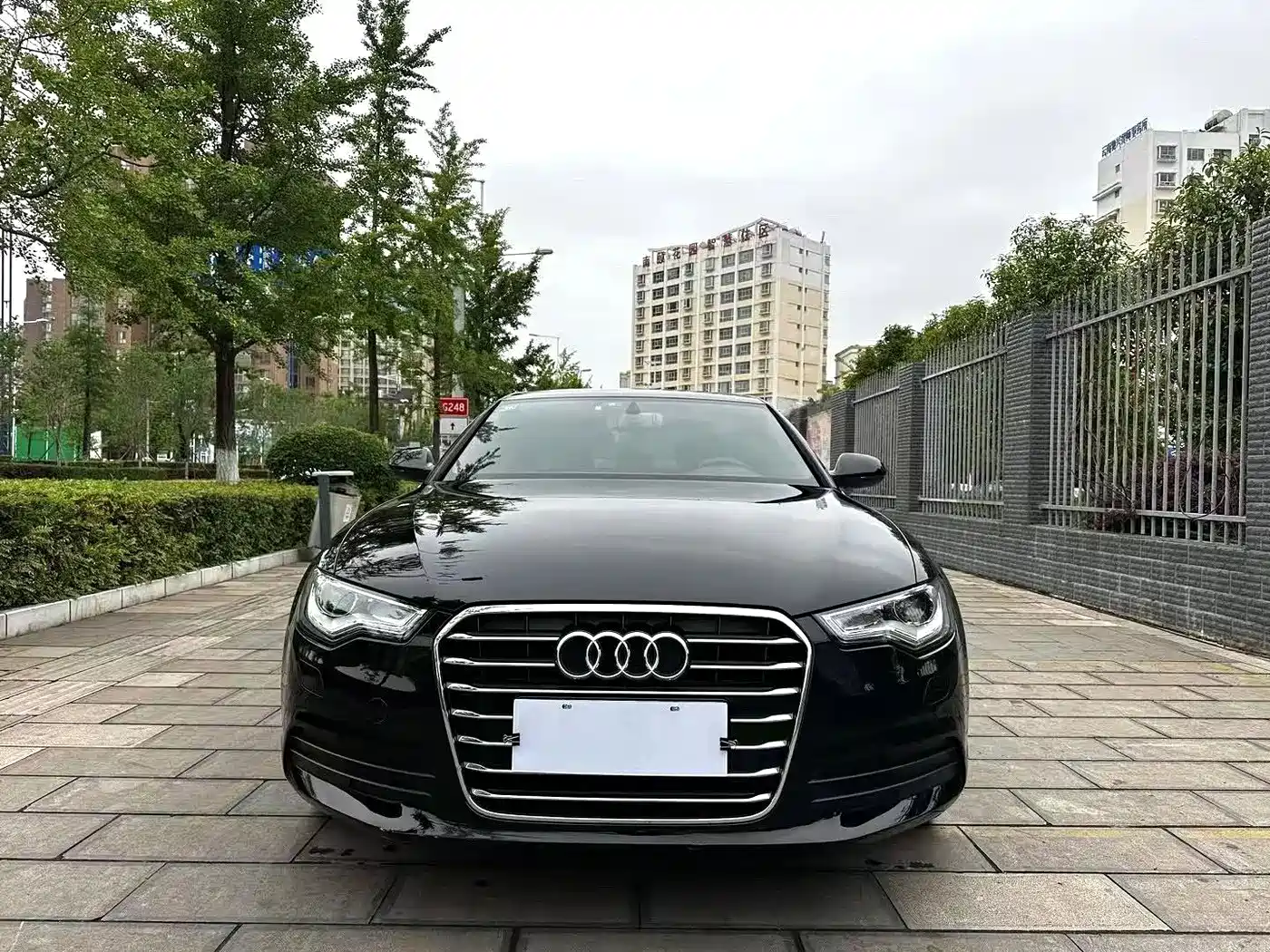Audi A6L 2012 TFSI Standard фото 2