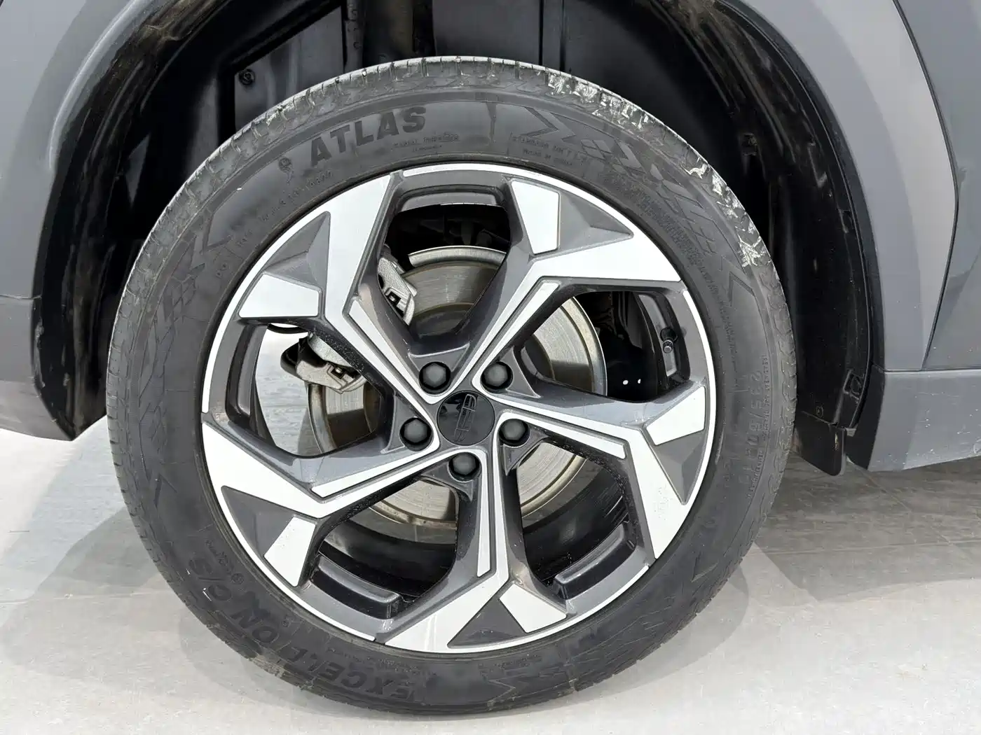 GEELY AUTOMOBILE BOYUE L