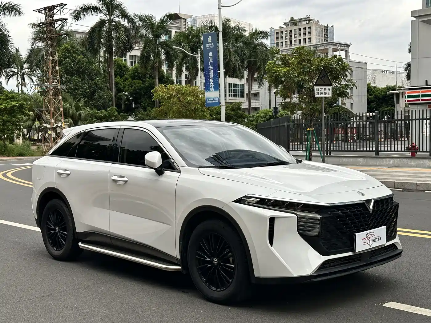 Venucia Big V 2022 2021 260T Idol Edition