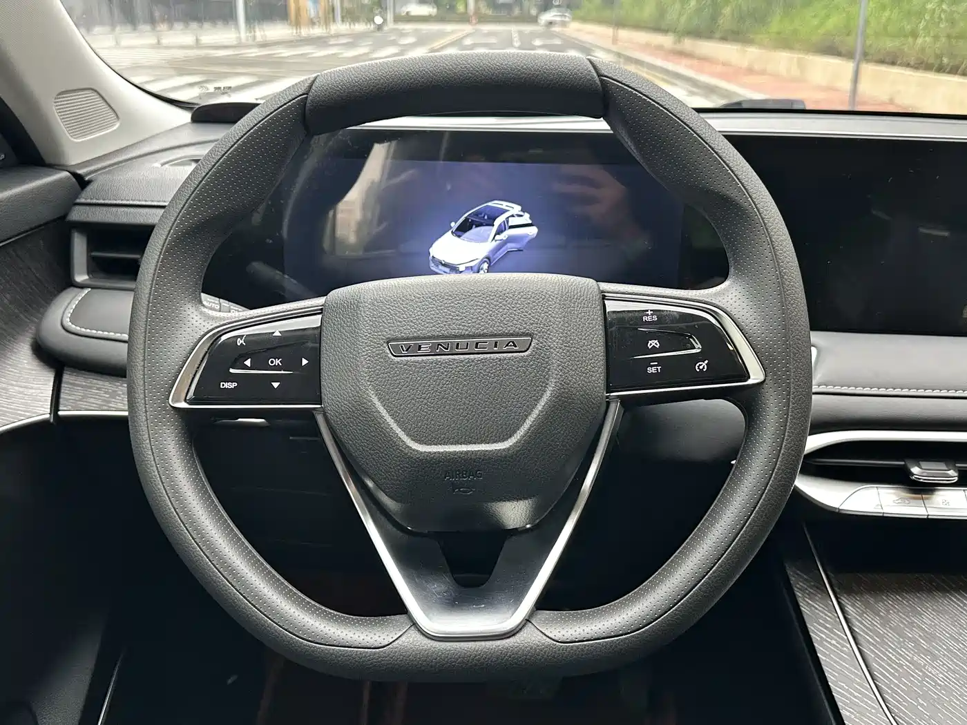Venucia Big V 2022 2021 260T Idol Edition