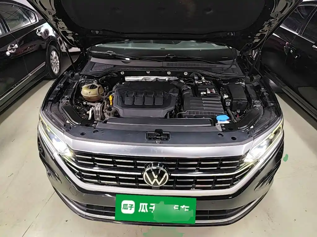 Photo 20 - Volkswagen Passat