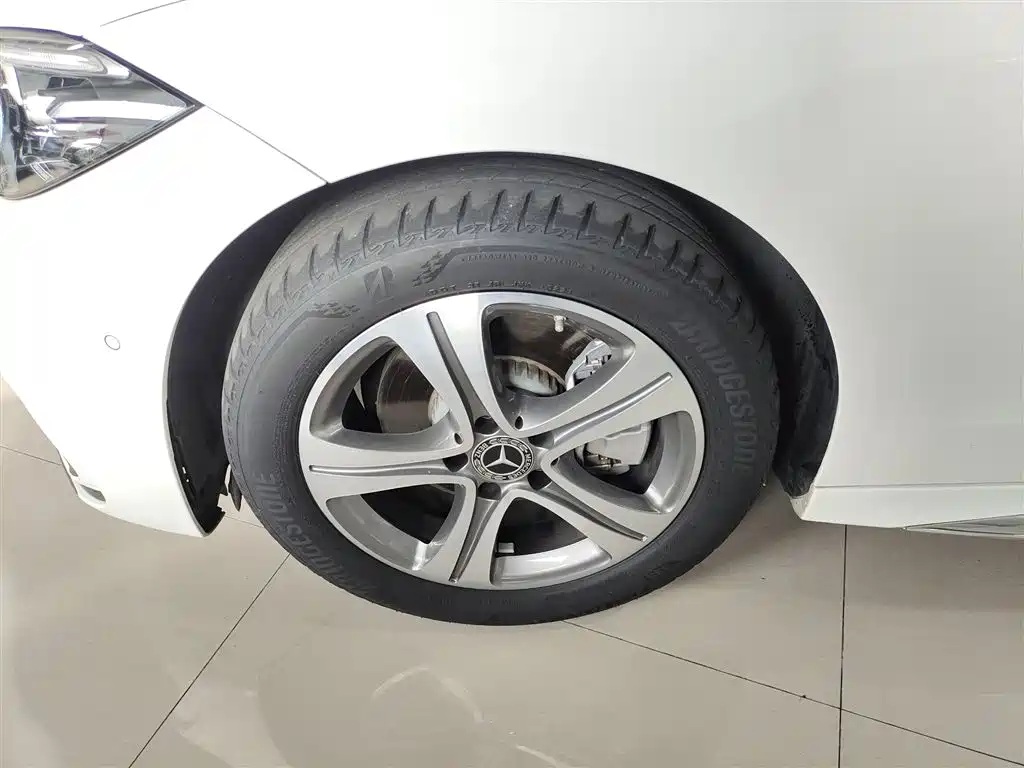 Mercedes-Benz C-Class 2022 C 200 L Sport Version фото 23