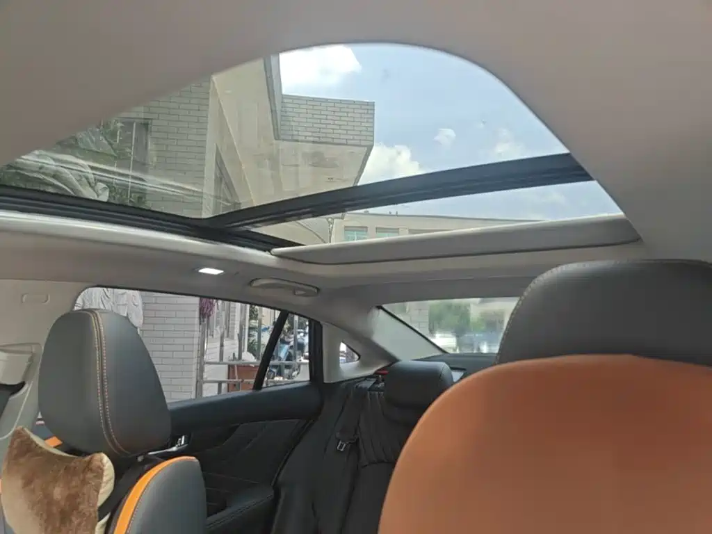 Dongfeng Aeolus Yixuan MAX 2023 2023 1.5T Ultra Stylish Dad Edition