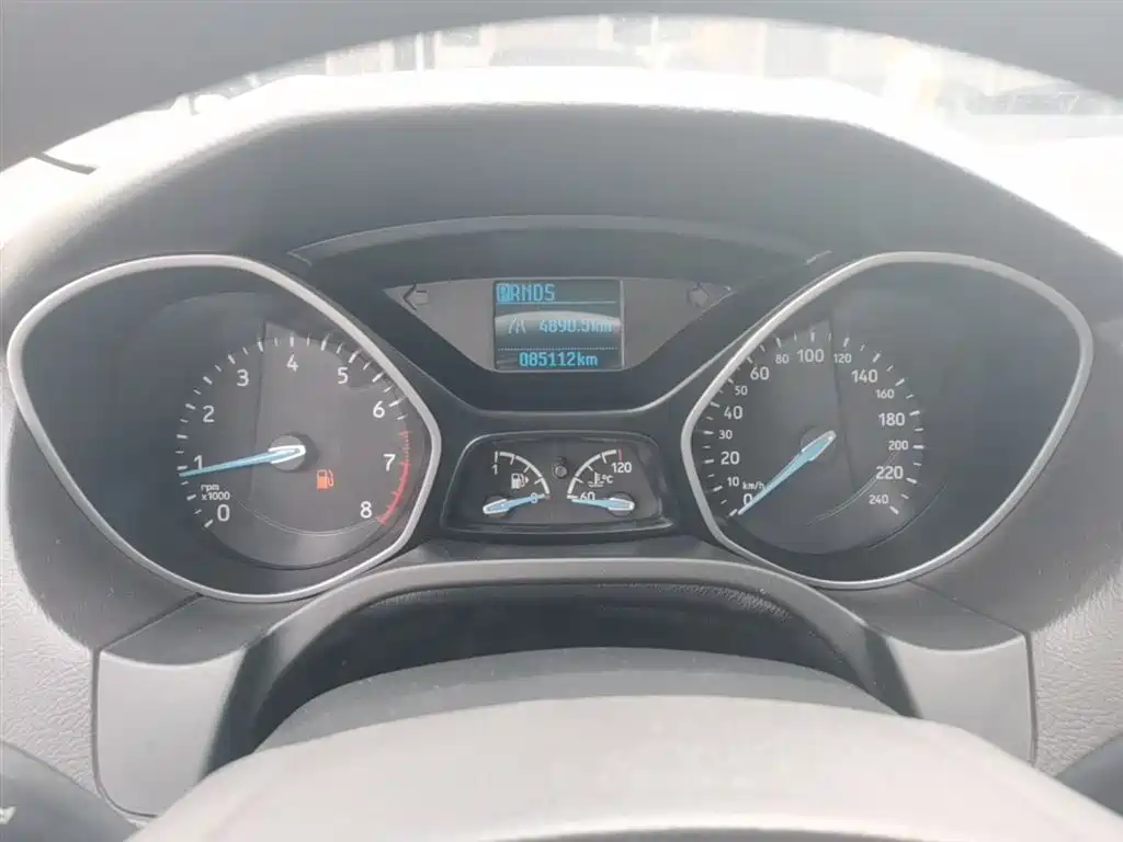 Ford Focus 2019 2018 Hatchback Classic 1.6L Automatic Comfort Smart Edition