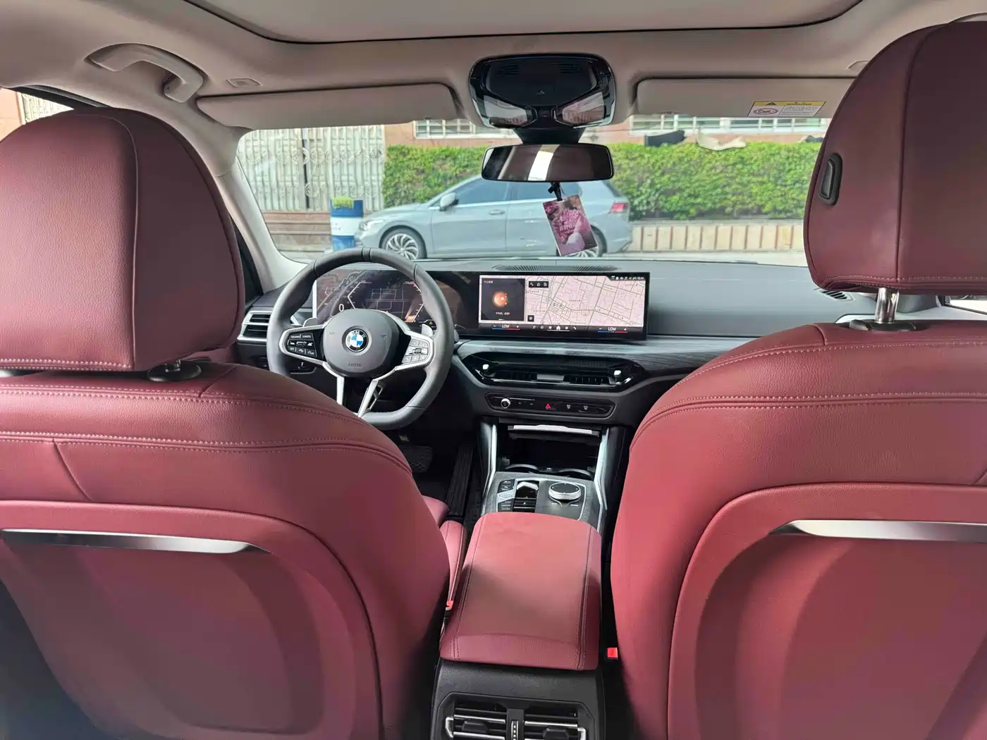 BMW 3 Series 2025 325Li M Sport Package фото 21