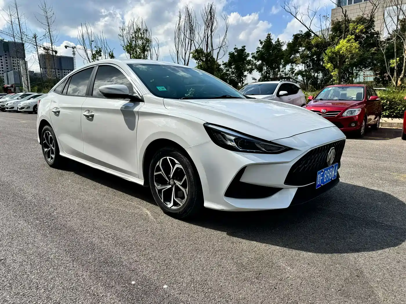MG MG5 2021 2021 Model 180DVVT CVT Youth Luxury Edition