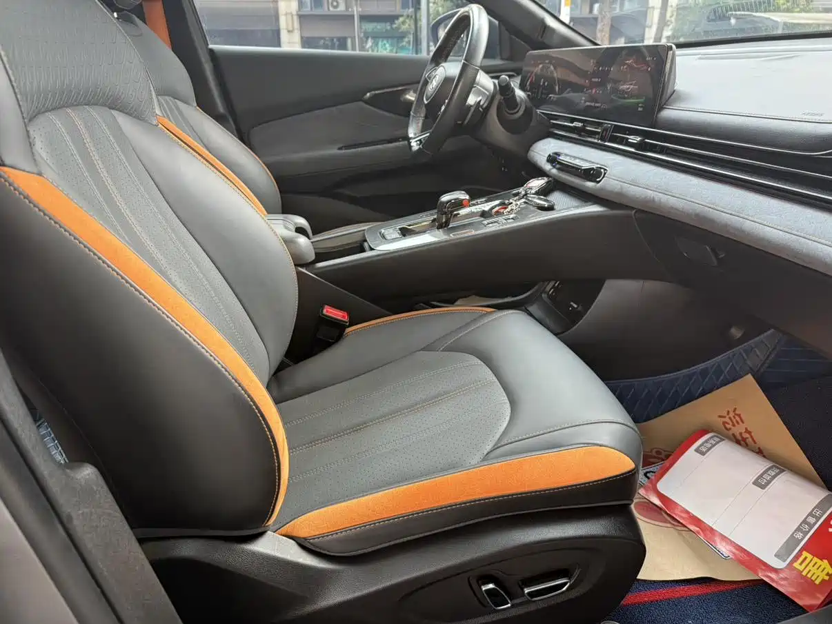 GAC Trumpchi Trumpchi Emkoo 2022 270T DCT J16 R-style Track Edition фото 5